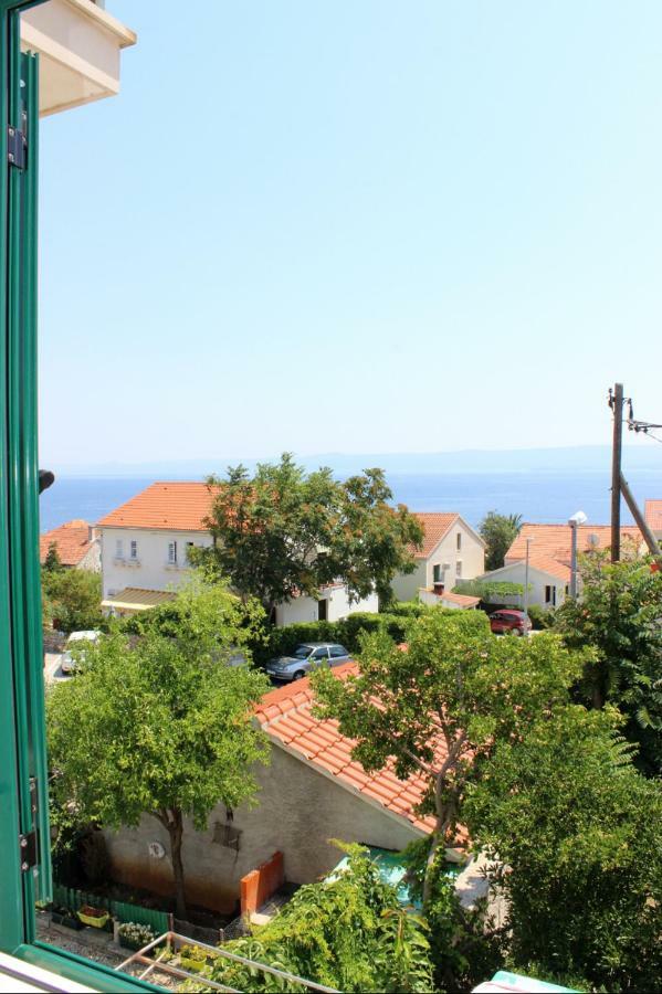 Apartments Marin Bol Bagian luar foto